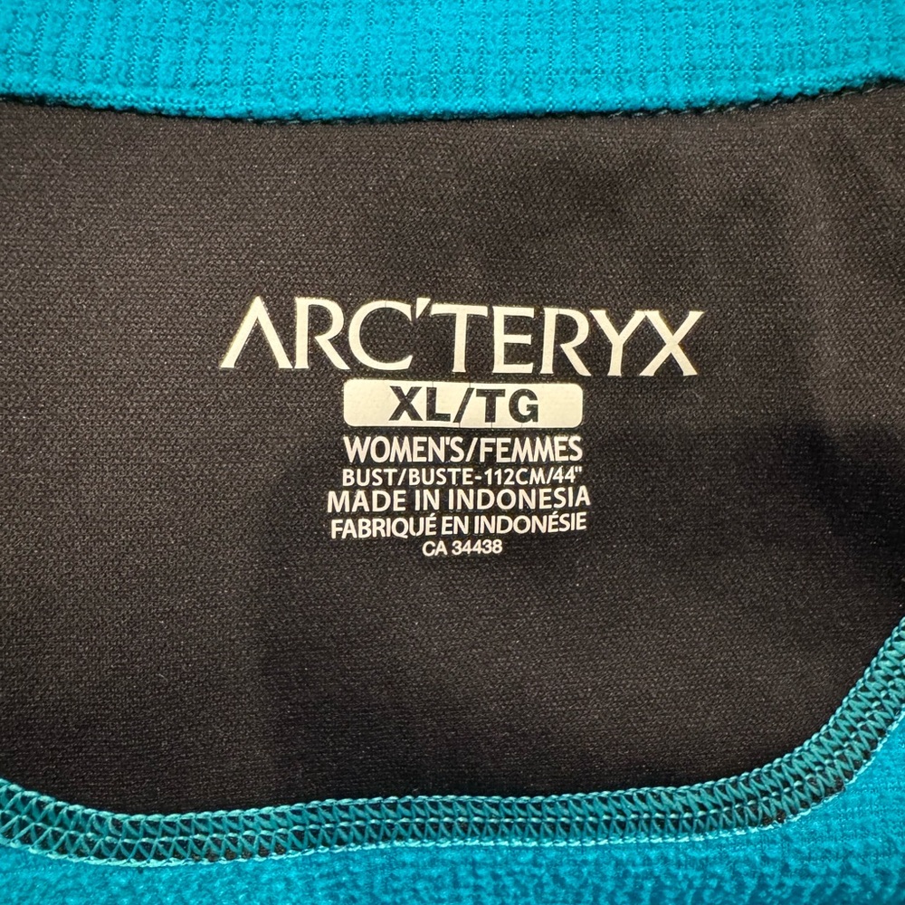 Arc'teryx Teal and Black Women's Pullover - Picture 5 of 5